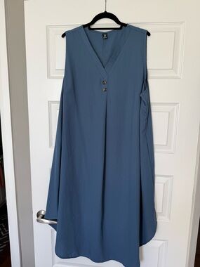 SHEIN Slate Blue V-Neck Sleeveless Shift Dress